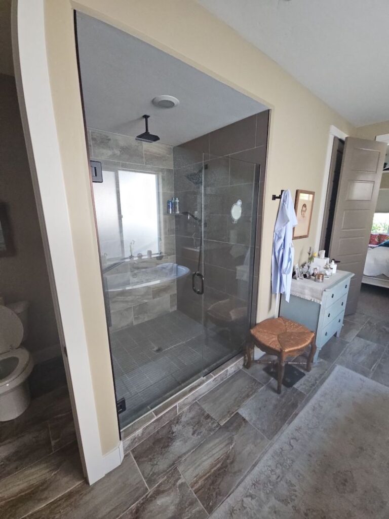 Shower WTER DAMAGE