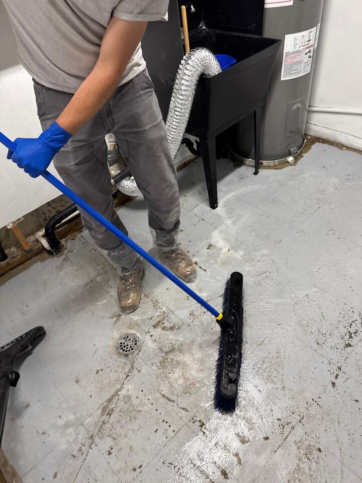water damage cleanup in Nampa