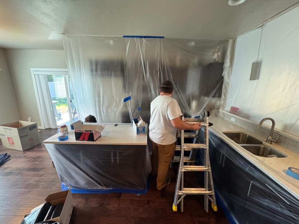 Water damage ceiling (1)